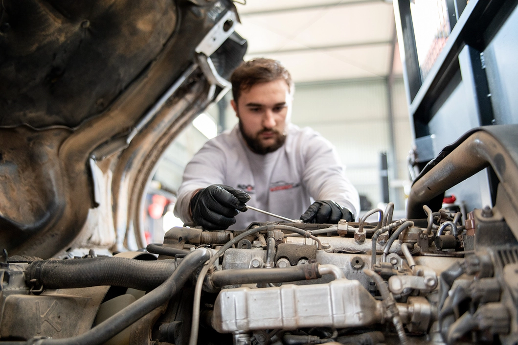 mudanca-e-reparacao-do-motor
