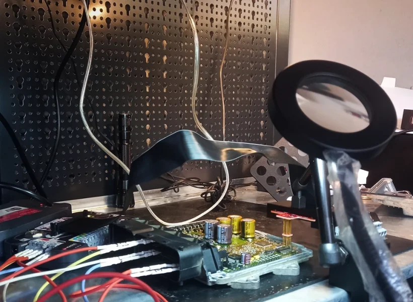 reparacao-de-componentes-eletronicos-de-automoveis